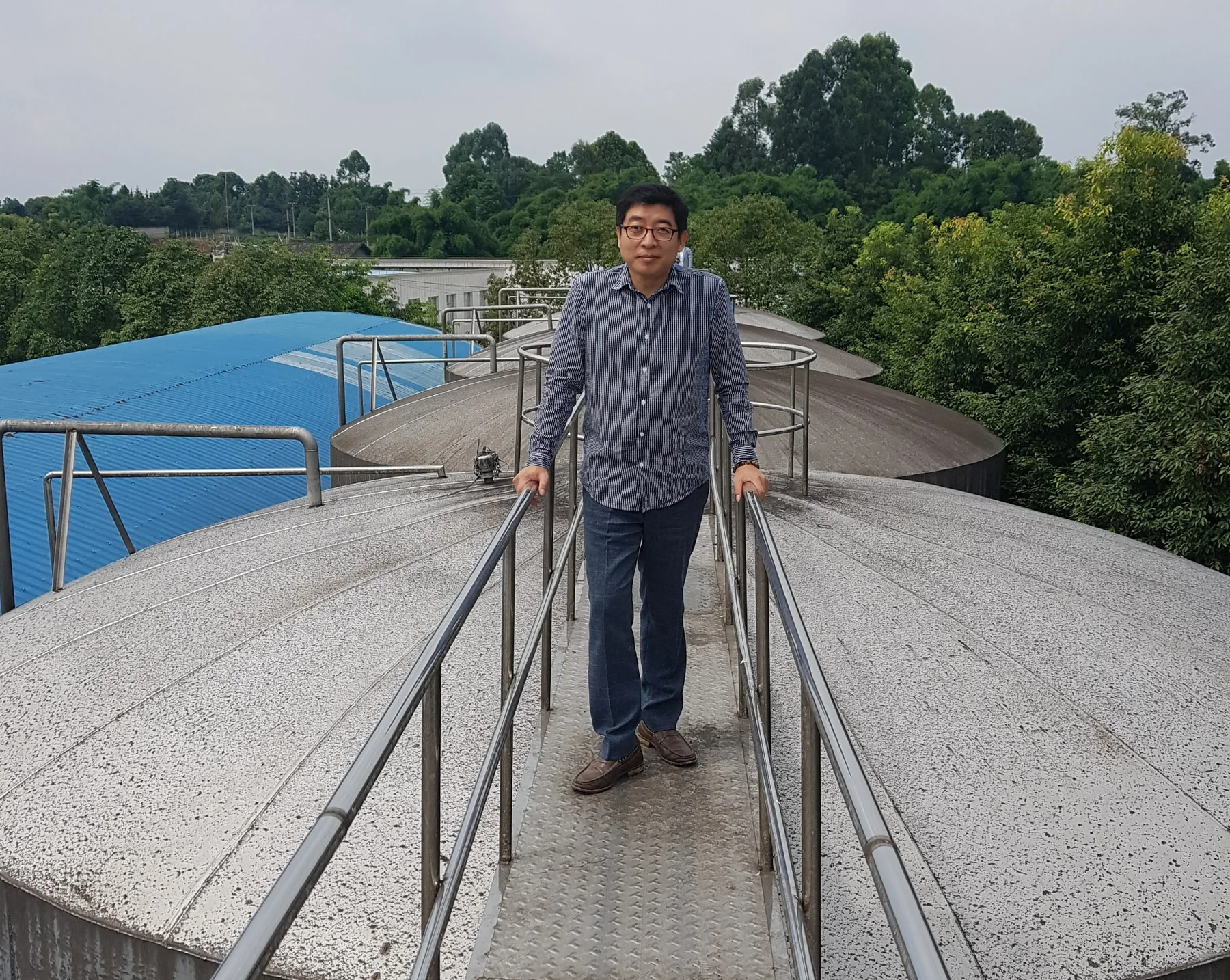 금룡 양조장 대형 저장 탱크